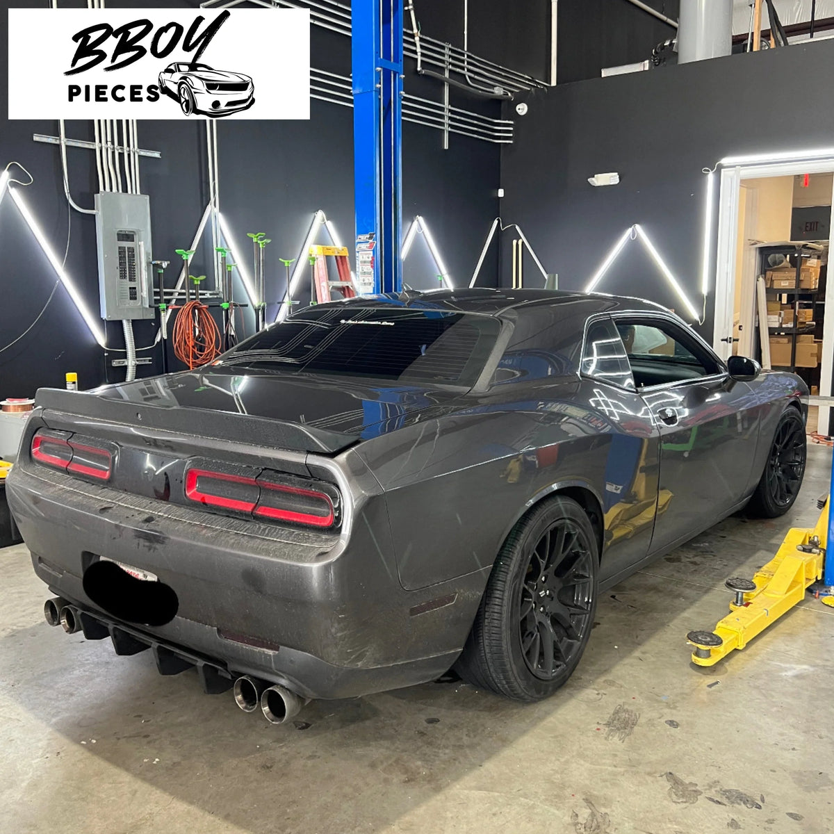 BBOY Pieces — Challenger Rear Diffuser Fin Plate for R/T SRT SXT HELLCAT 2015+