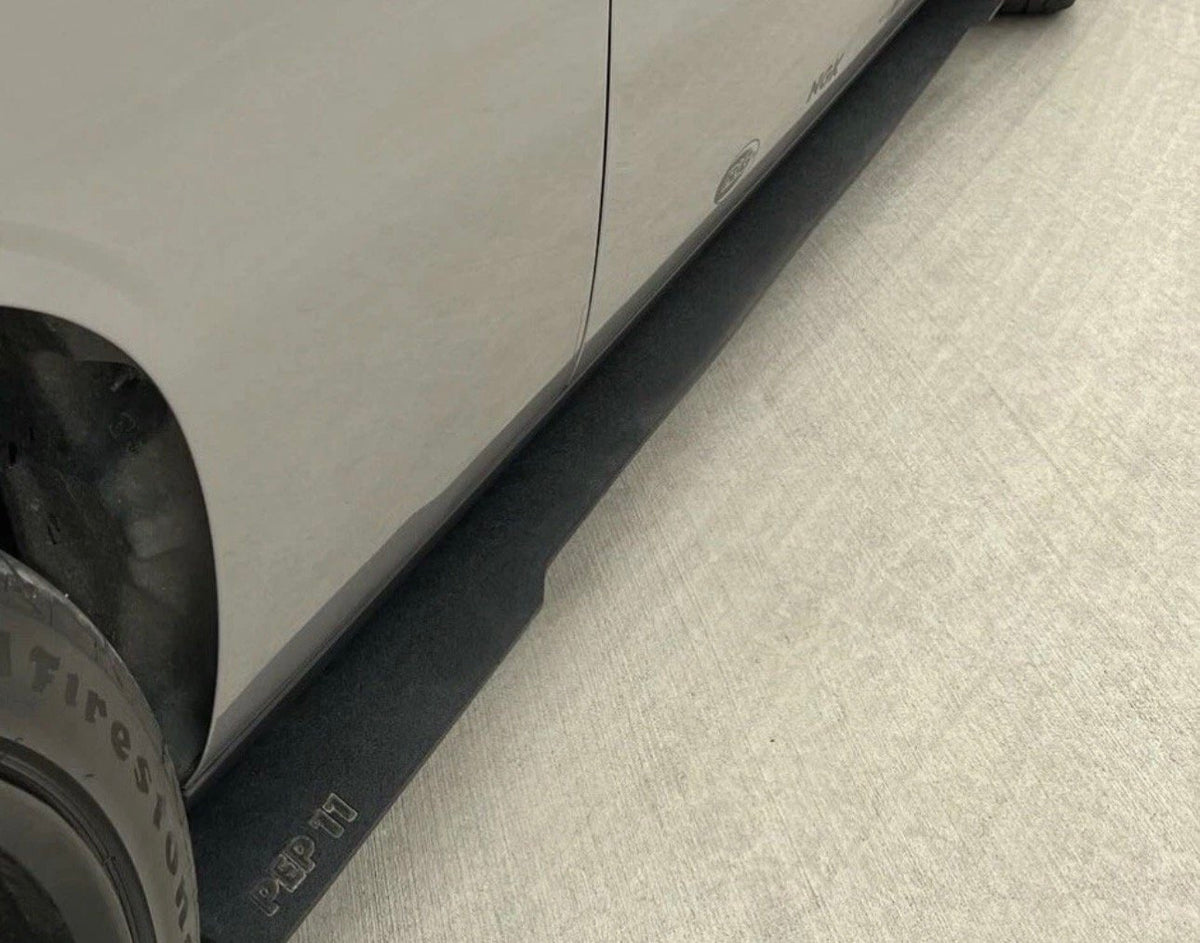Side skirts