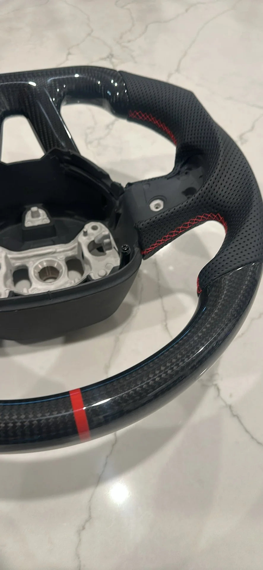 Carbon fiber steering wheel