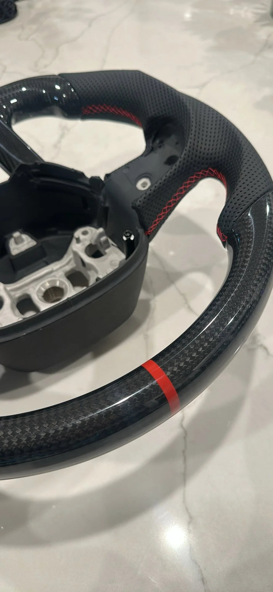 Carbon fiber steering wheel