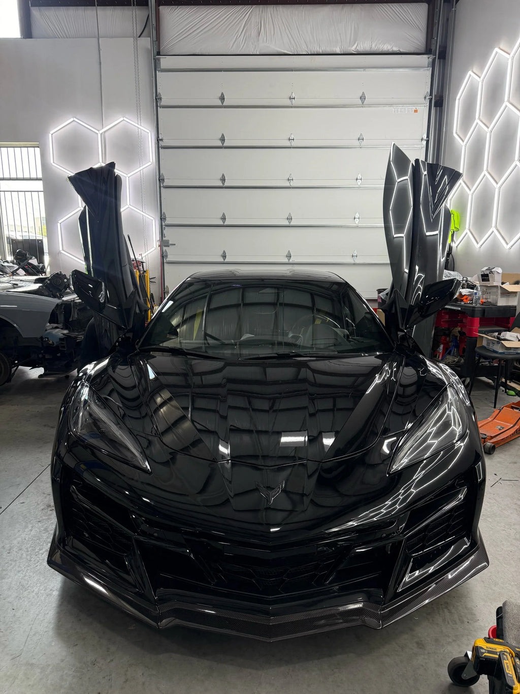 Chevrolet Corvette C8 Z06, E-Ray, ZR1, ZR1X, Grand Sport & Grand Sport X Vertical Door Kit Lambo